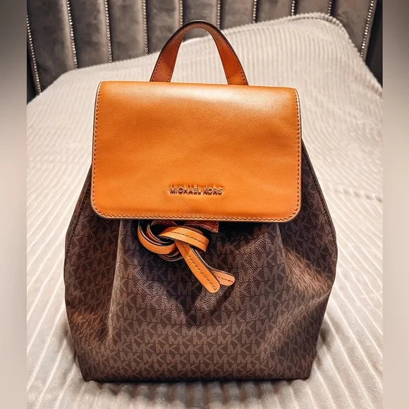 Preloved Michael Kors Junie Leather Medium Backpack‎ Tan Brown Monogram SEE PICS Michael Kors Russell indigo blue leather backpack main image 2